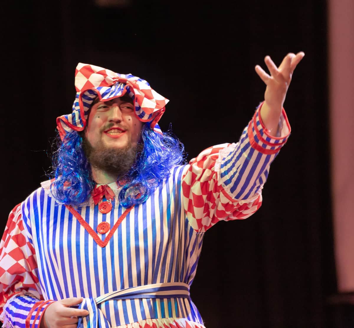 Adults-only panto at Calf Heath to support Help A Squaddie — Cannock news photo
